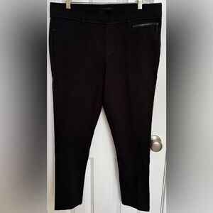 DKNYC Women's Black Skinny Pants
